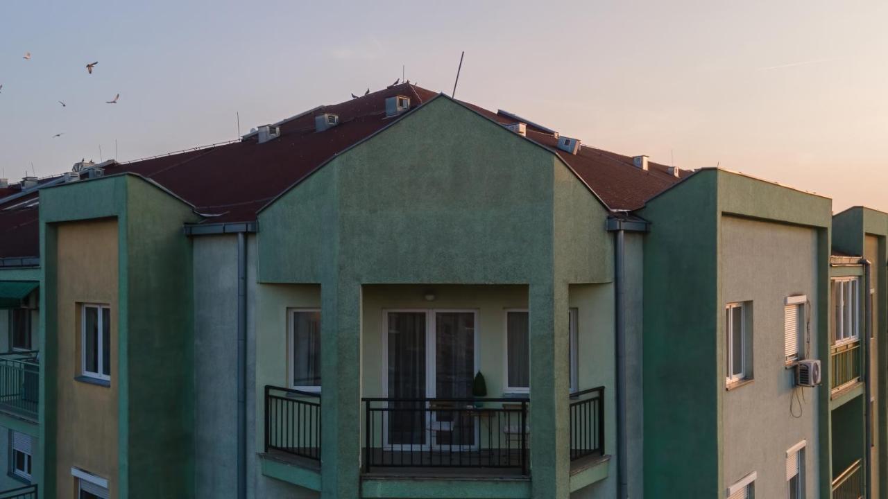 סובוטיקה Aquarelle Apartment מראה חיצוני תמונה